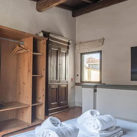 Two-room In Ponte Vecchio * Florence