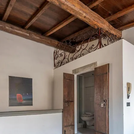 Two-room In Ponte Vecchio * Florencja
