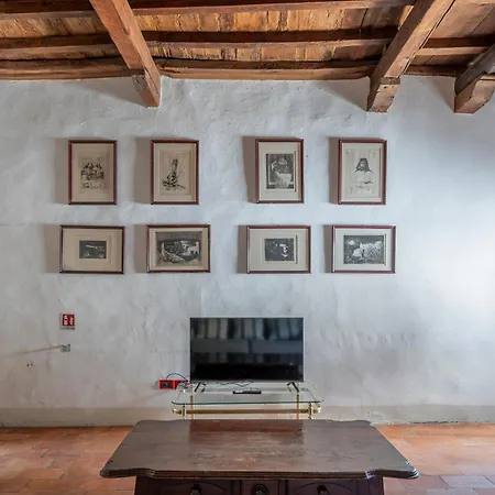 Two-room In Ponte Vecchio Firenze