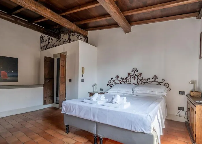 Two-room In Ponte Vecchio Apartament Florencja