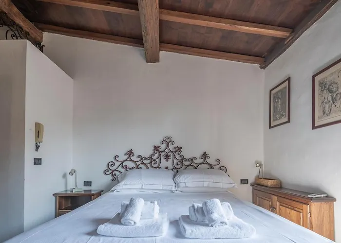 Two-room In Ponte Vecchio * Florencja