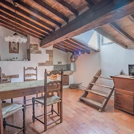 Apartment Two-room In Ponte Vecchio *