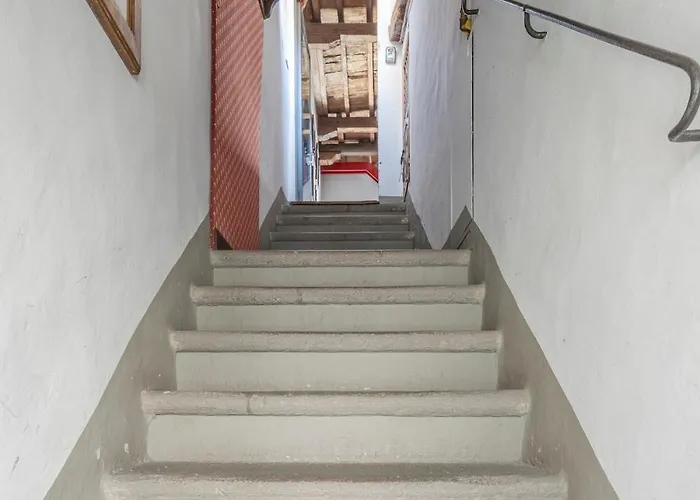 Two-room In Ponte Vecchio Apartment Florence